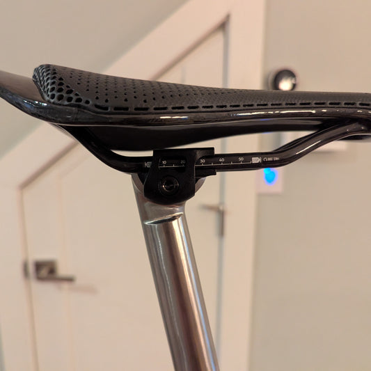 P17 Progressive Post, +20mm forward offset